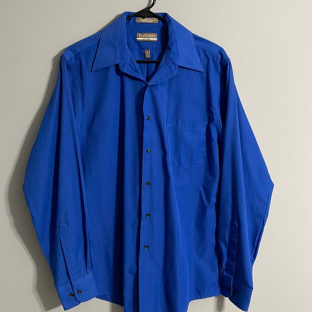 Mens button up collar shirt